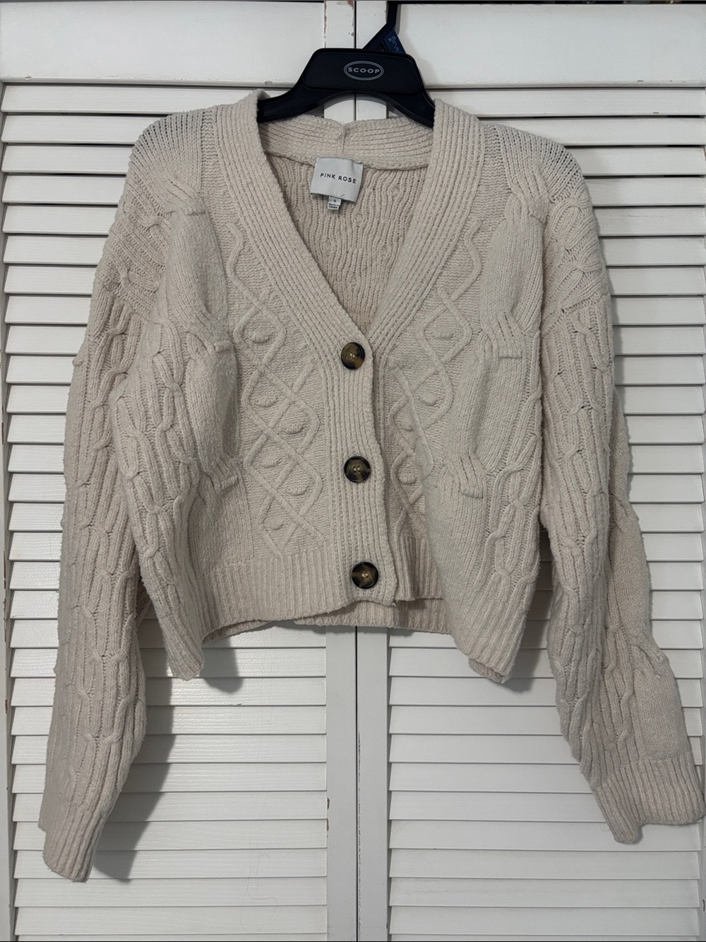 Pink Rose Cream Cable-Knit Cropped Cardigan with Tortoiseshell Buttons